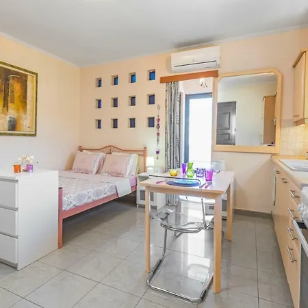 1-sea View Studio For 2 In The Centre! Apartment *