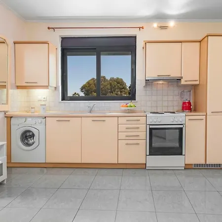 1-sea View Studio For 2 In The Centre! *